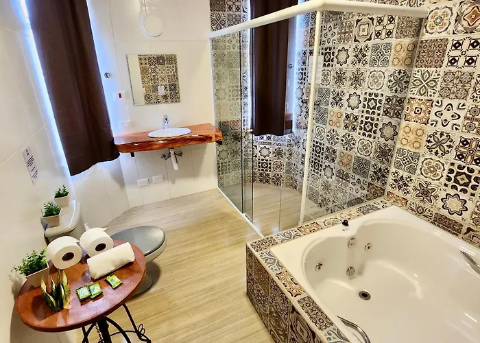 Pousada Bliss House - Opções de suites com hidromassagem Campos do Jordão